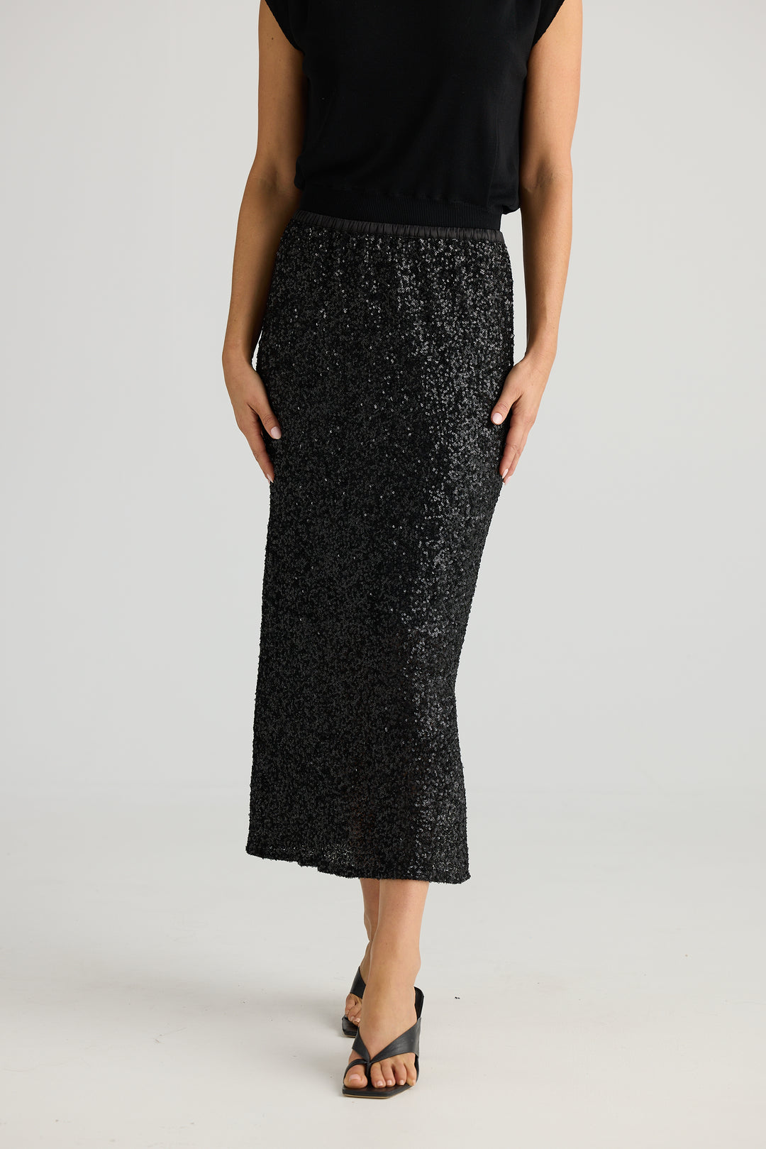 Brave & True Razzle Skirt Black Sequin