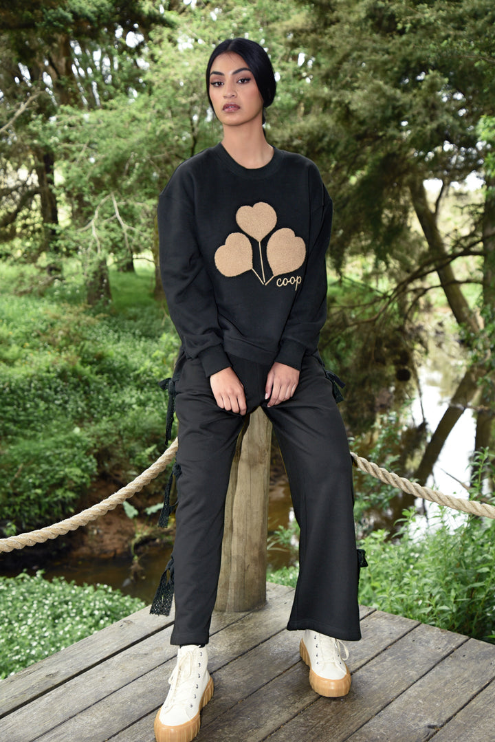 On The Right Track Trackpant - Black