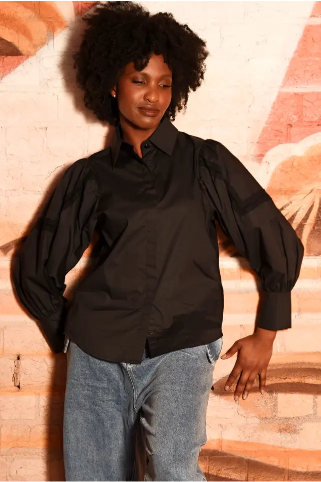 In Lace You Didn't Know Shirt - Black