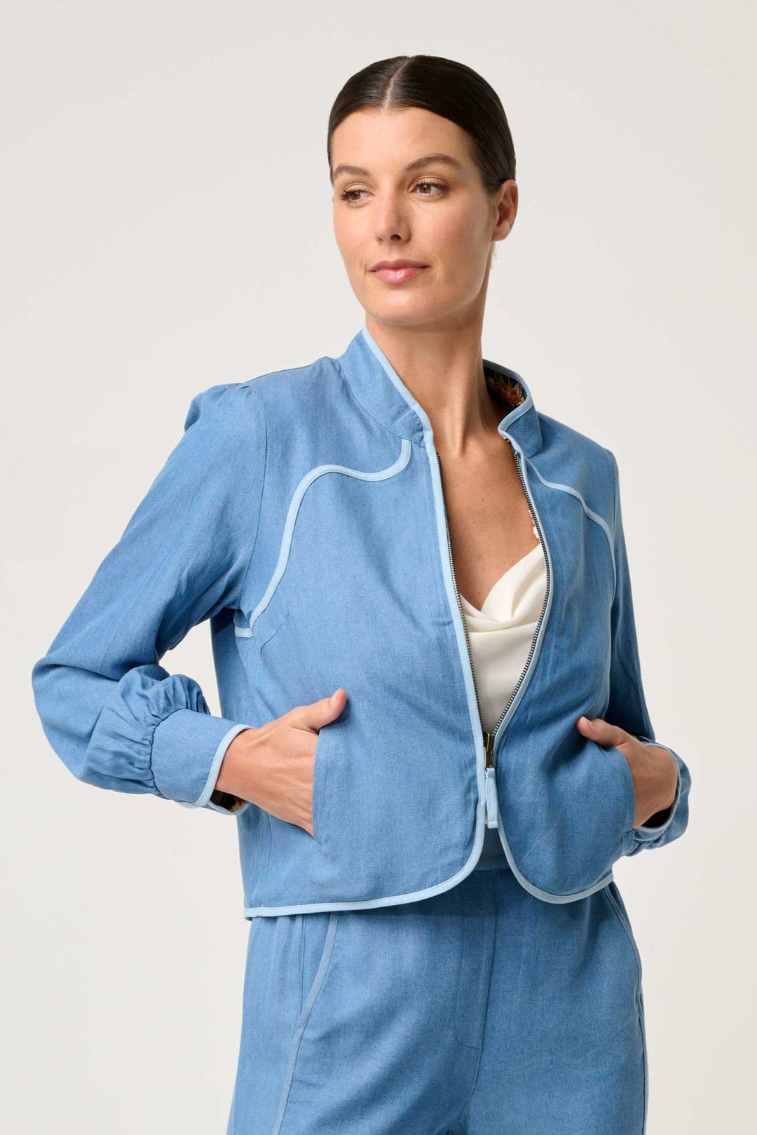 Aurora Reversible Viscose & Tencel Fringe Jacket in Petinos Floros / Blue Ash
