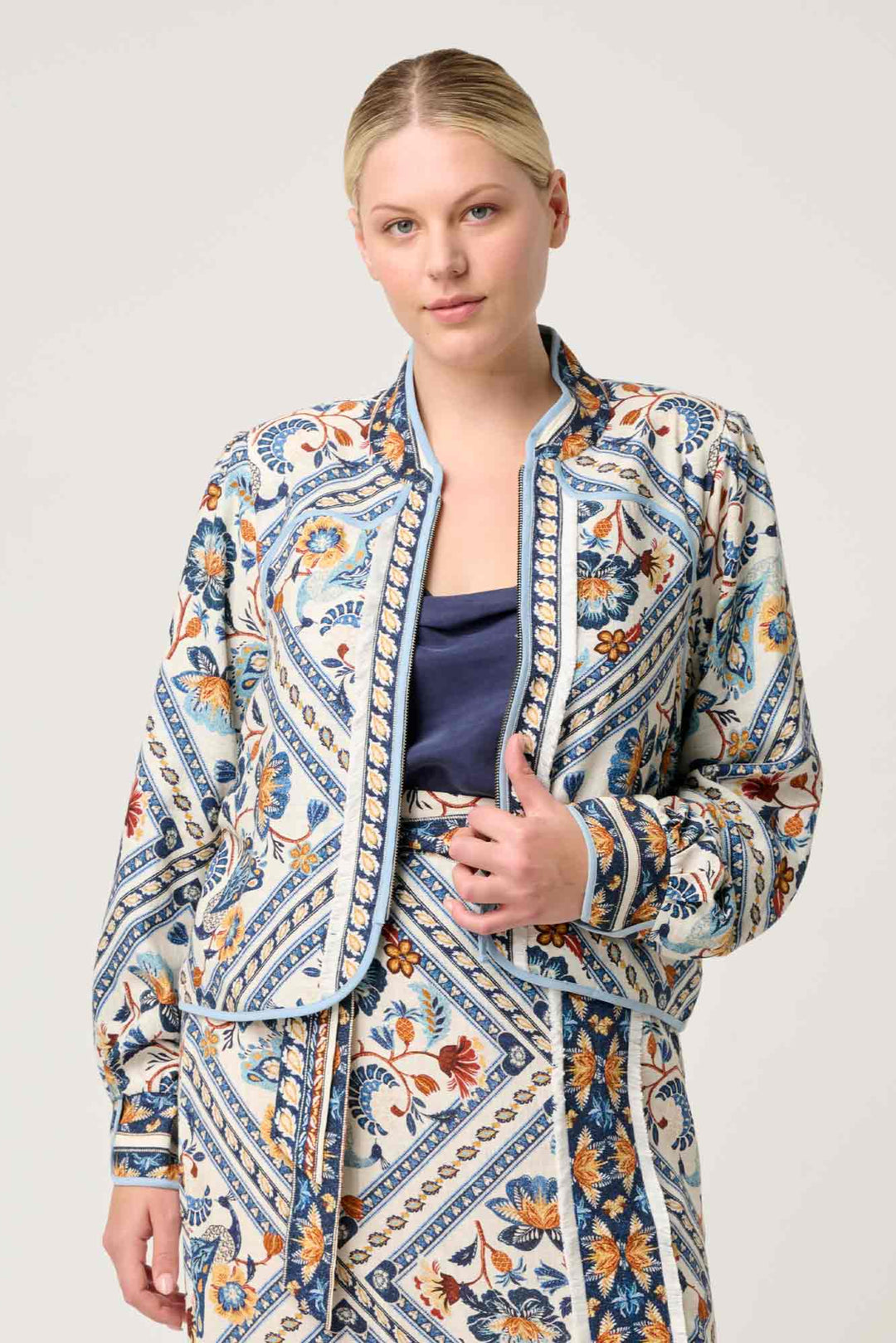 Aurora Reversible Viscose & Tencel Fringe Jacket in Petinos Floros / Blue Ash