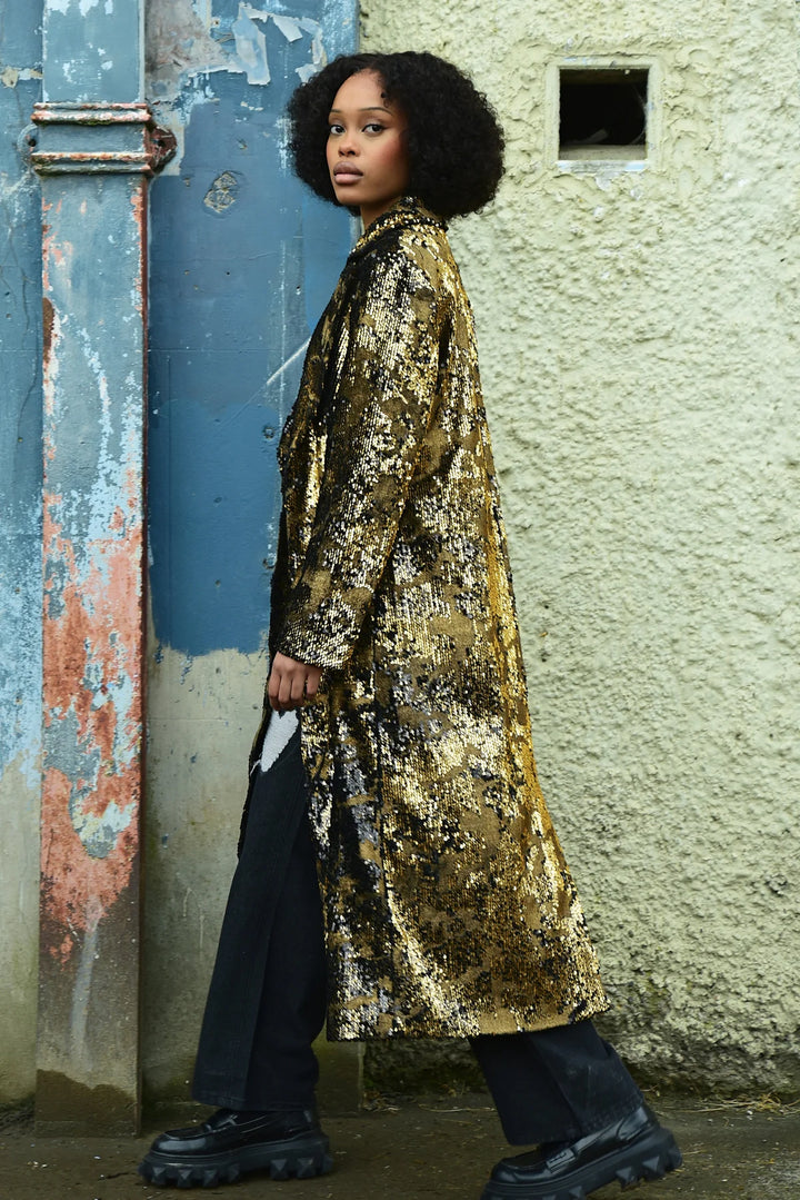 Rock The Coat - Gold