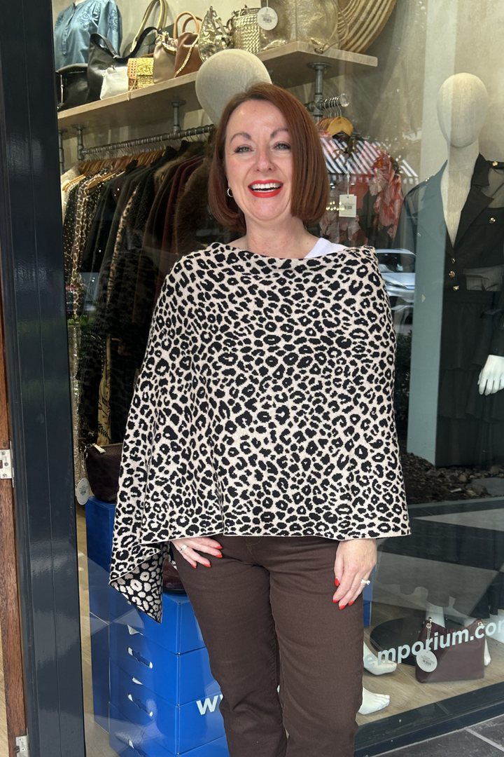 Cashmere Topper - Leopard Biscotti & Ebony