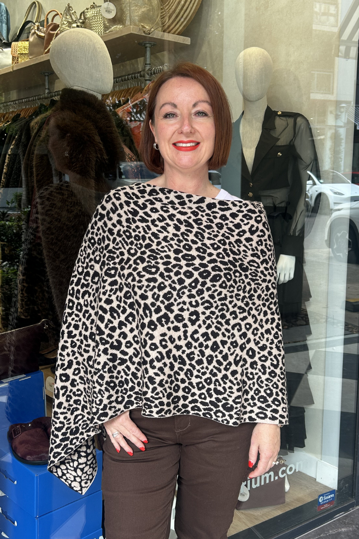 Cashmere Topper - Leopard Biscotti & Ebony