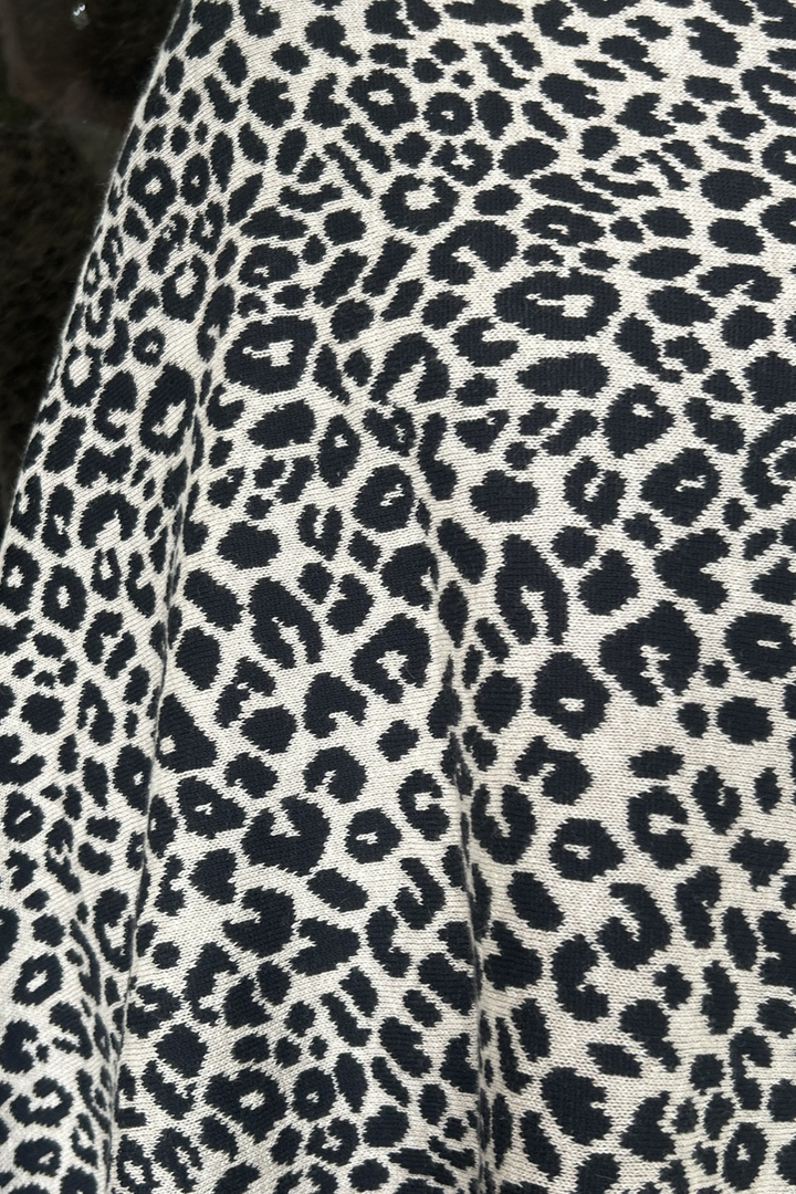 Cashmere Topper - Leopard Biscotti & Ebony