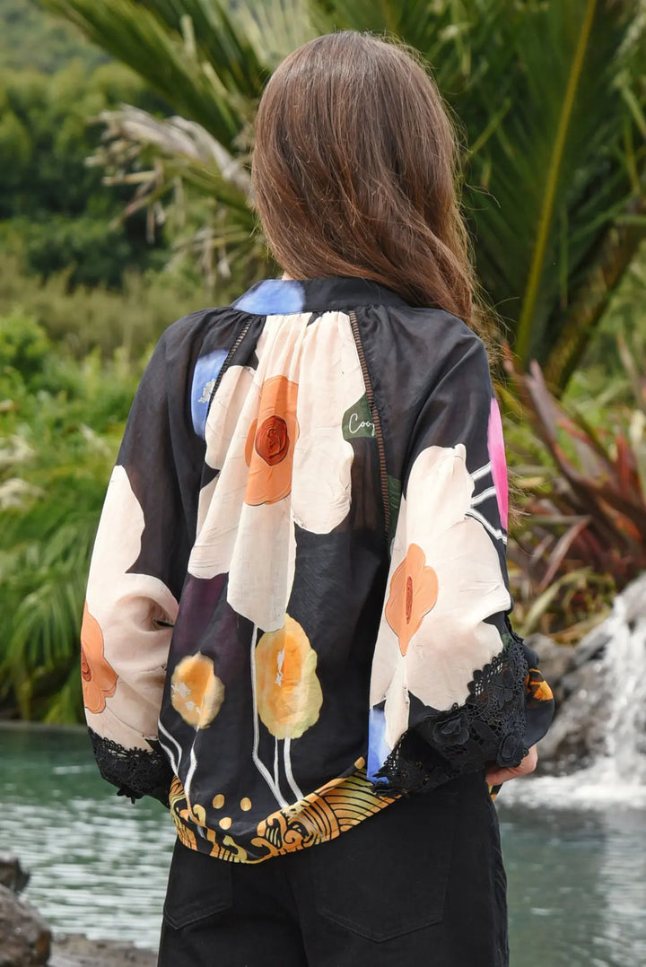 Lace to the Top Blouse - Black Floral