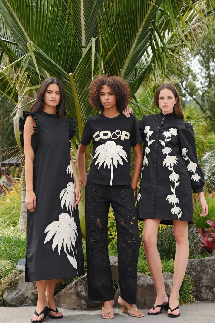 Three-Meandous Blooms Dress - Black