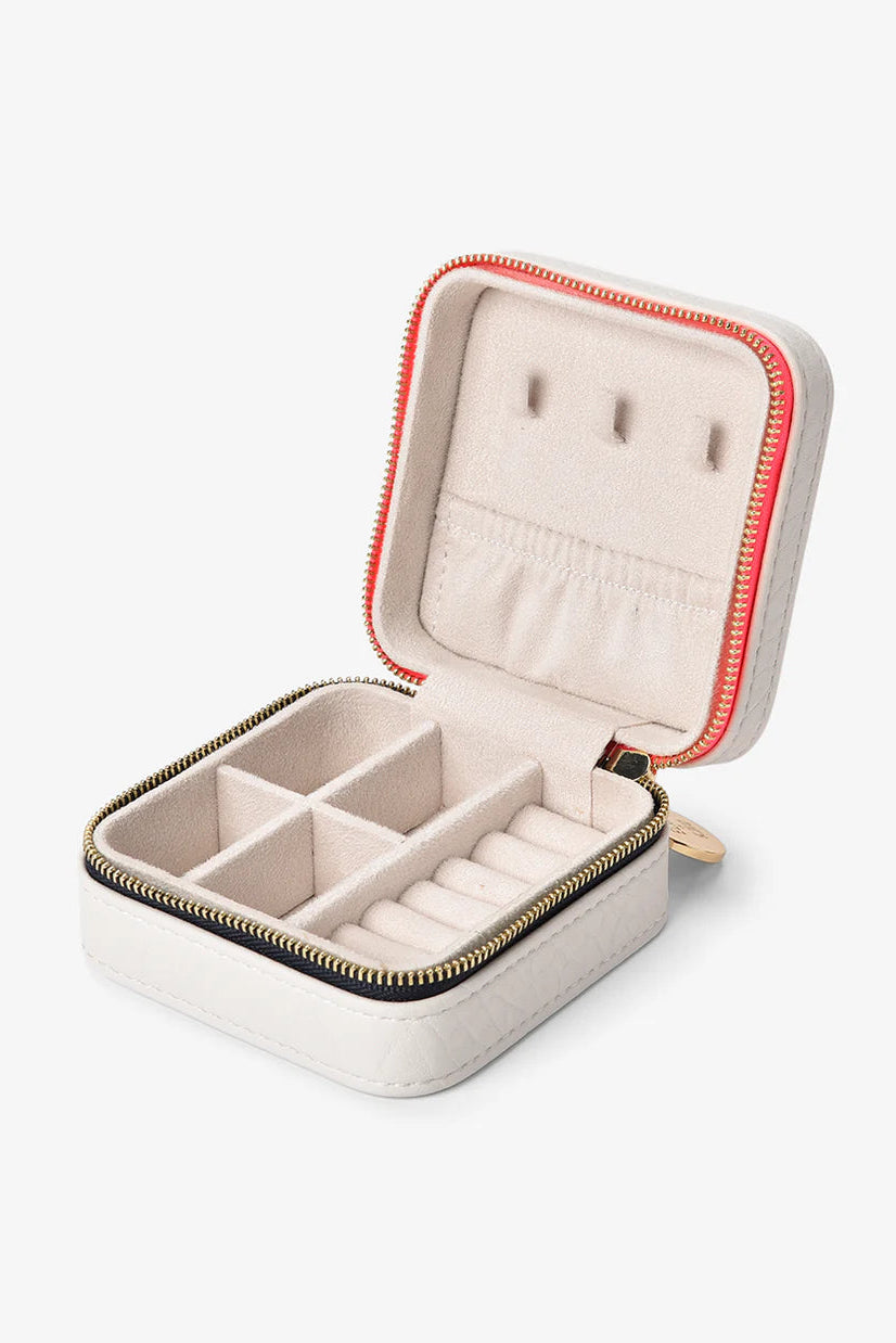 Elms_King Jewellery Case Chalk