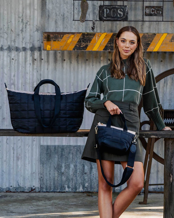 Spencer Carry All Bag - Black