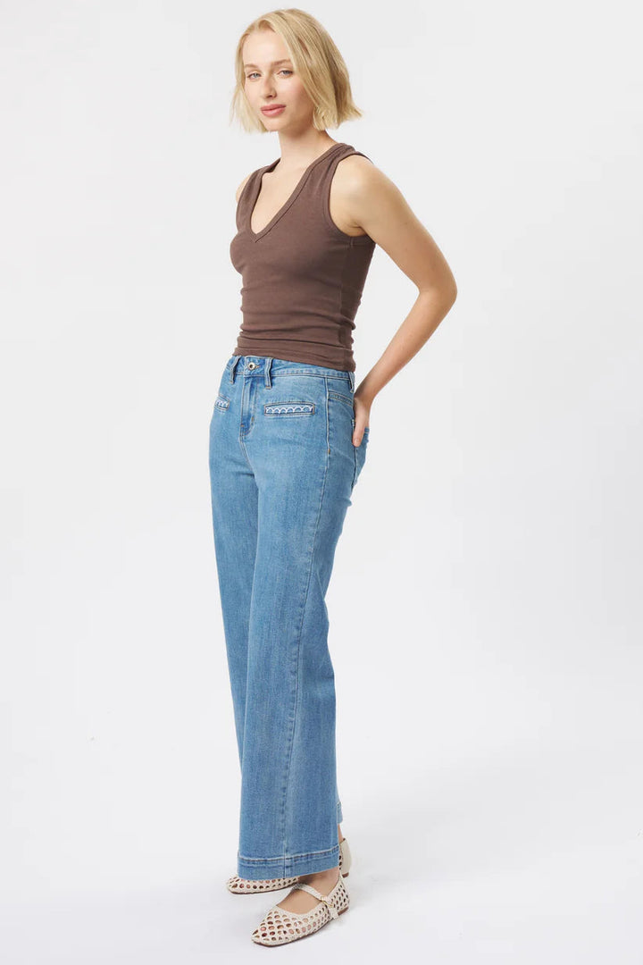 Freya Scallop Pocket Jeans - 70s Blue