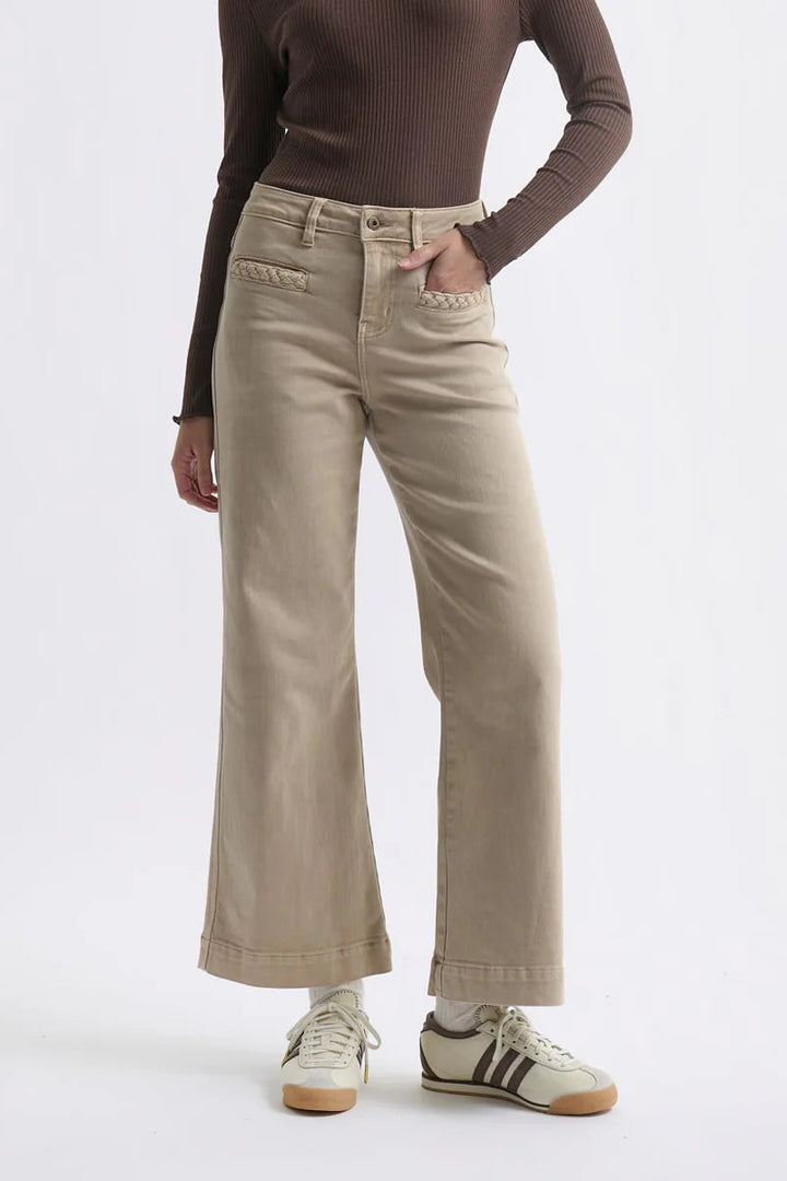 Freya Plait Pocket Jean - Arizona Wash