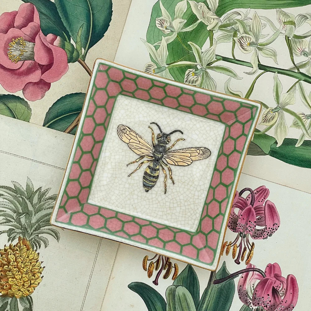Jardiner Abeille Wall Plate - Pink