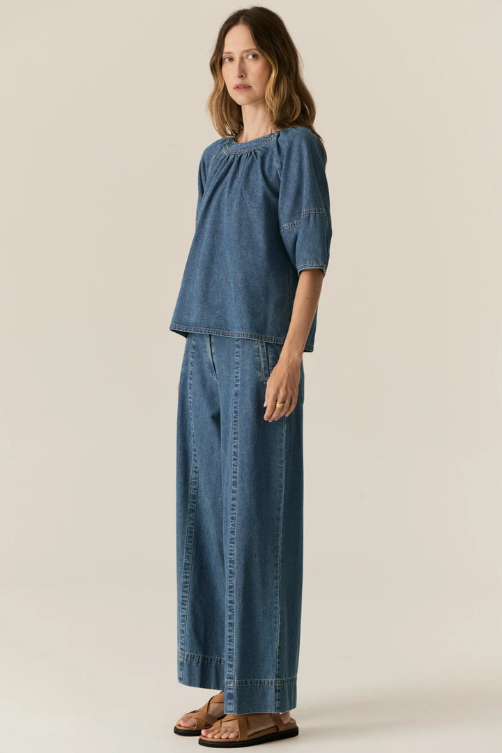 Pol Clothing Carsen Cropped Pant Light Wash