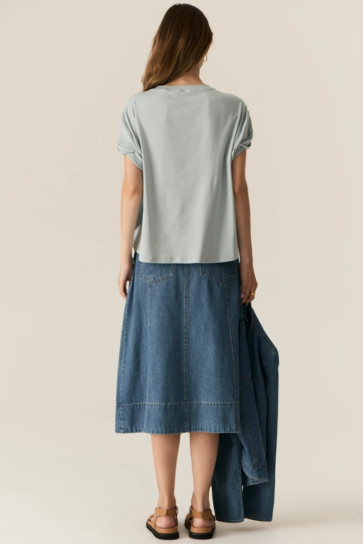 Pol Clothing Carsen Skirt Light Wash