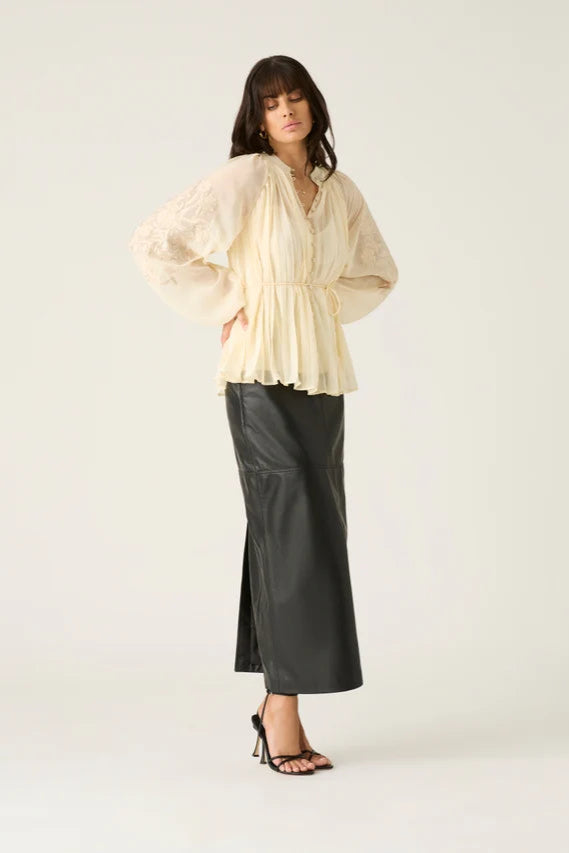 Willow Pleat Blouse - Ivory