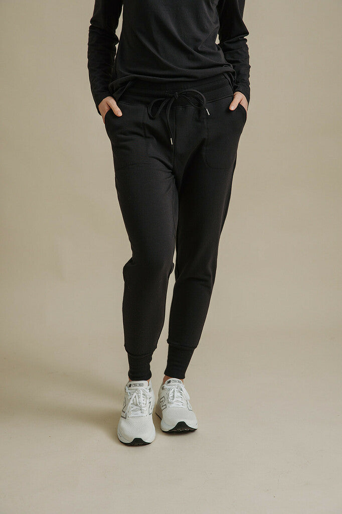 Heavenly Fleece Jogger - Meteorite
