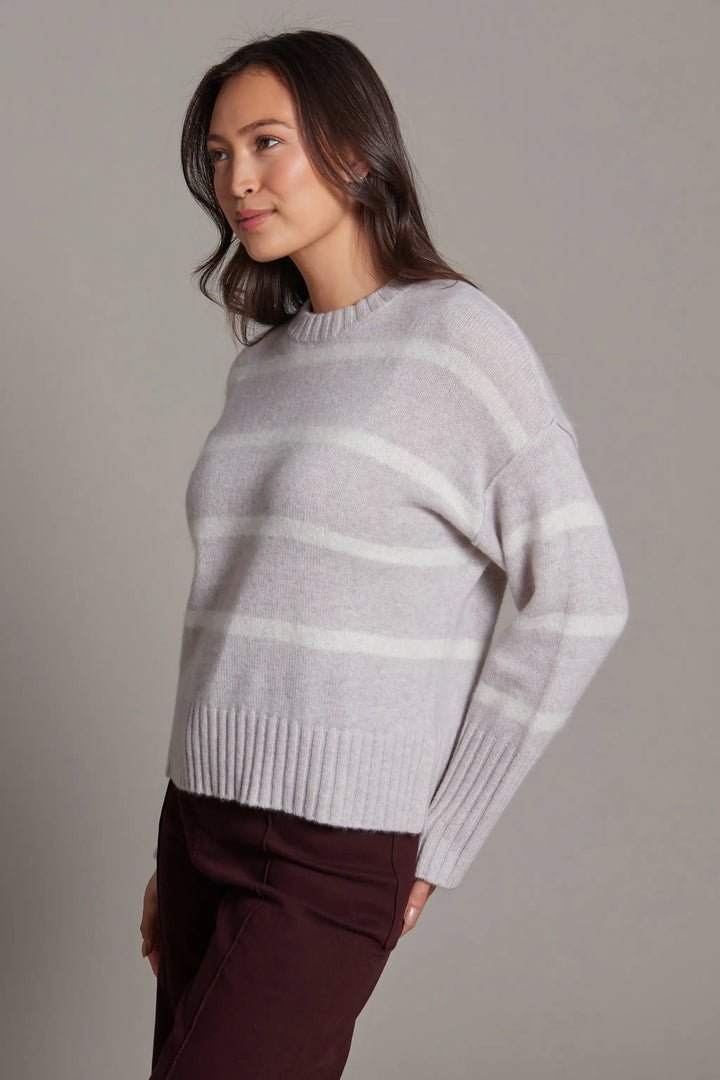 Tinkerbell Crew Neck - Latte