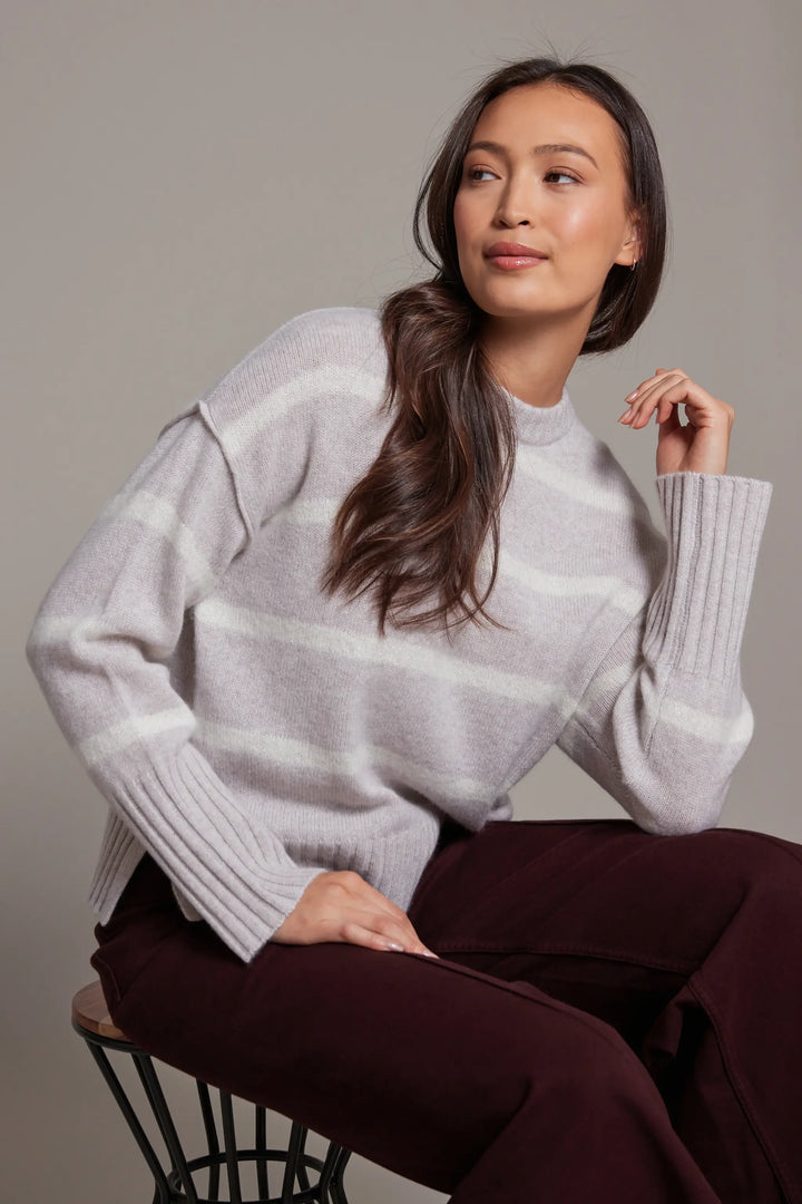 Tinkerbell Crew Neck - Latte