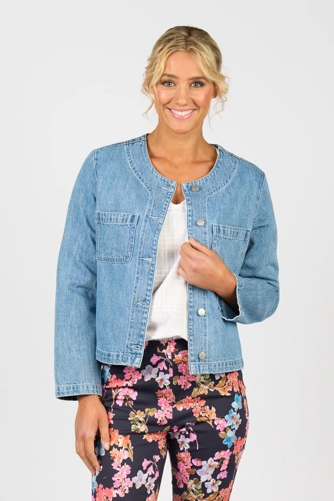 Vassali Collarless Denim Jacket Light Wash