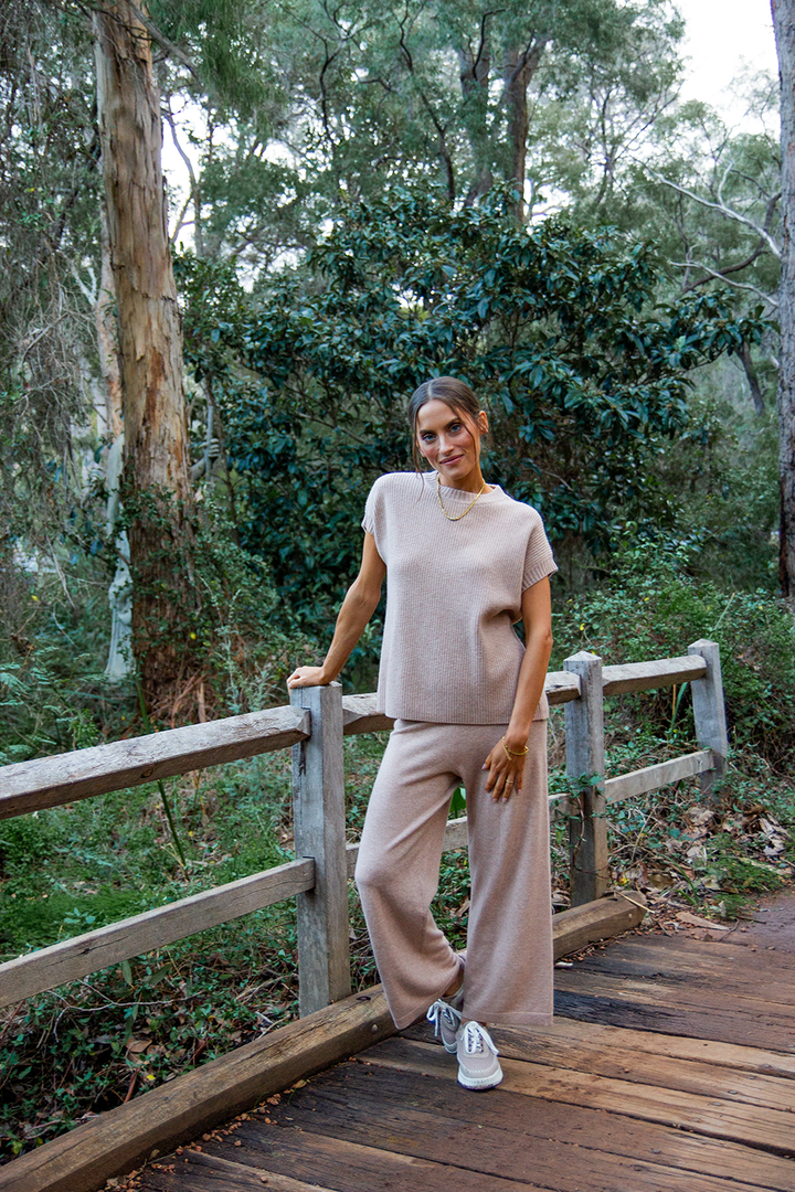 Joyce Knit - Dark Beige