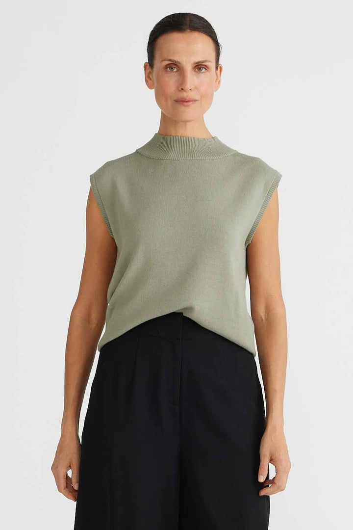 Maxine Sleeveless Top - Moss