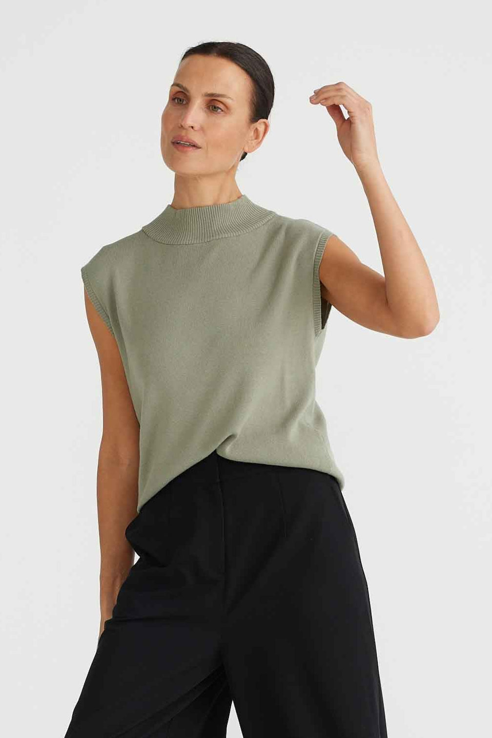 Maxine Sleeveless Top - Moss