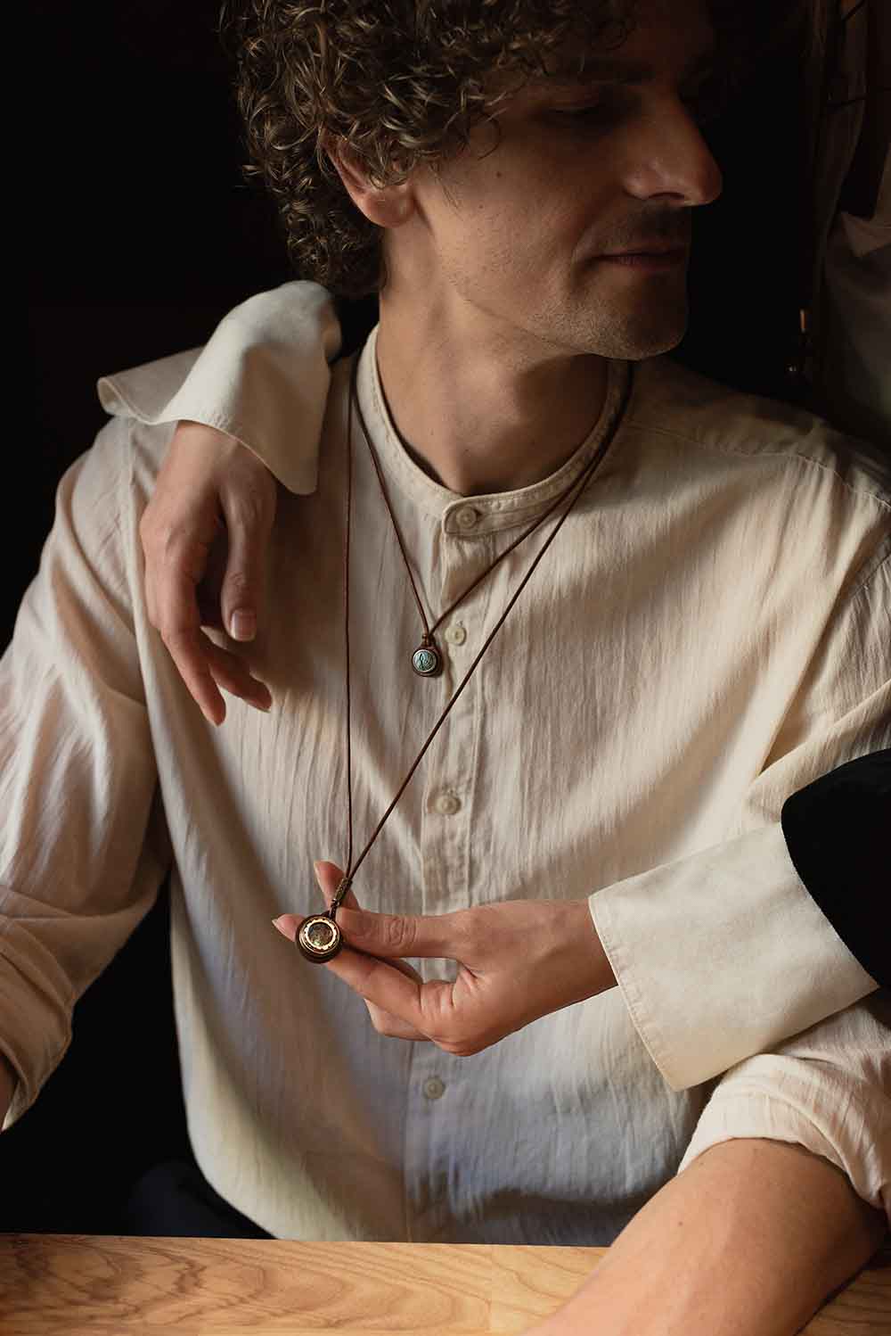 Sol Petite Leather Necklace - Mid Brown